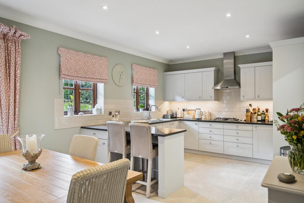 Kitchen/Breakfast