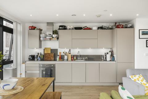 2 bedroom apartment for sale, Beechwood Road, London, E8