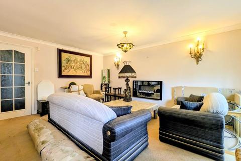 3 bedroom detached bungalow for sale, Firgrove Road, Bordon GU35