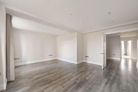 3 bedroom flat to rent, Sloane Street, London, SW1X