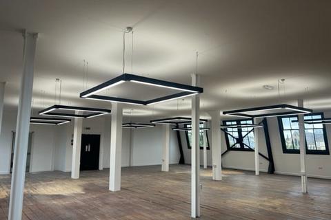 Office to rent, 37 Otago St Glasgow G12 8JJ