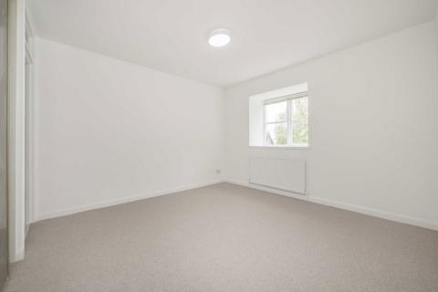 undefined, Victoria Road, London W5