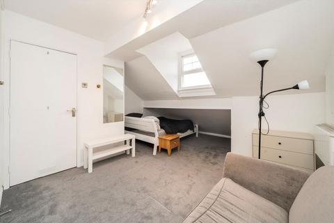 undefined, Culmington Road, London W13