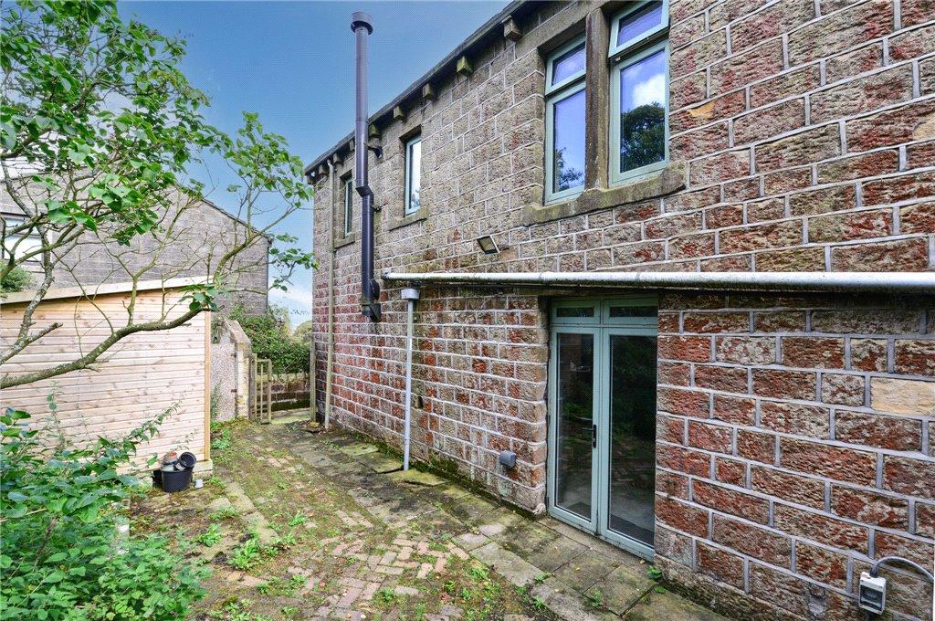 Rear External