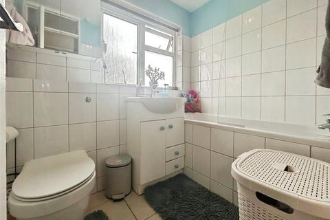 undefined, Ladyshot, Harlow, Essex
