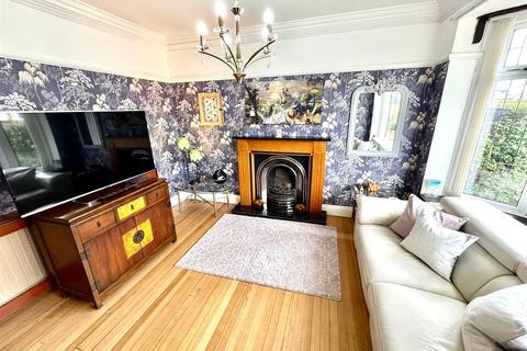 undefined, Broadway, Chadderton, Oldham
