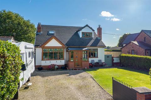 4 bedroom detached house for sale, Town Lane, Charnock Richard, Chorley