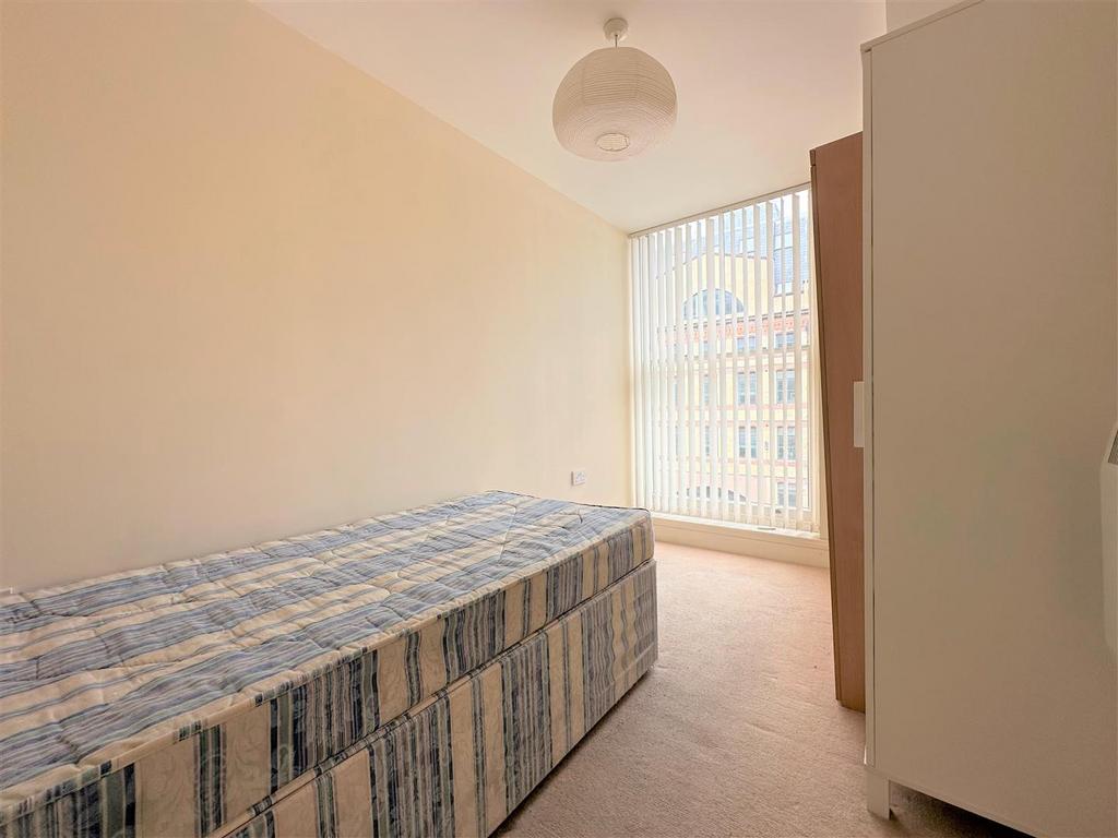 Bedroom2.jpeg