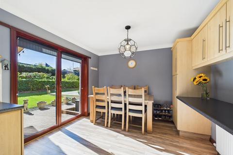52 Elm Street, Errol, Perth, PH2 7SQ