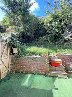 2 bedroom flat for sale, Stanmer Park Road, Brighton BN1