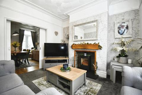 3 bedroom end of terrace house for sale, Summergangs Road, Hull