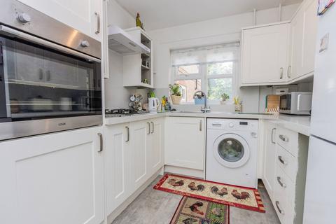2 bedroom terraced bungalow for sale, Within A Popular Over 60's Retirement Development In Cranbrook