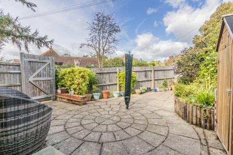2 bedroom terraced bungalow for sale, Within A Popular Over 60's Retirement Development In Cranbrook