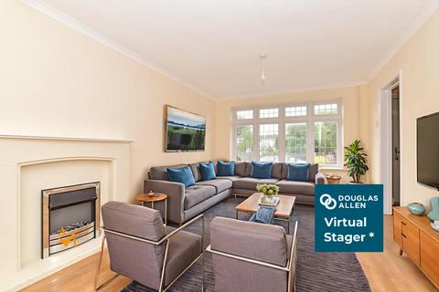 3 bedroom terraced house for sale, Abbs Cross Gardens, Hornchurch, Essex
