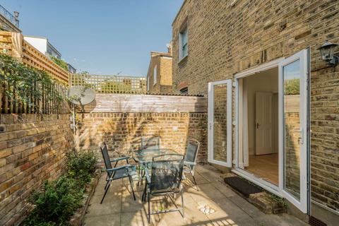 2 bedroom flat for sale, Hartismere Road, London SW6