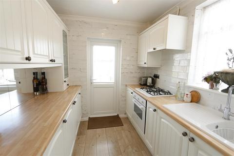 3 bedroom semi-detached house for sale, Shefford Road, Clifton, Shefford