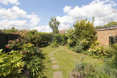 3 bedroom semi-detached house for sale, Shefford Road, Clifton, Shefford