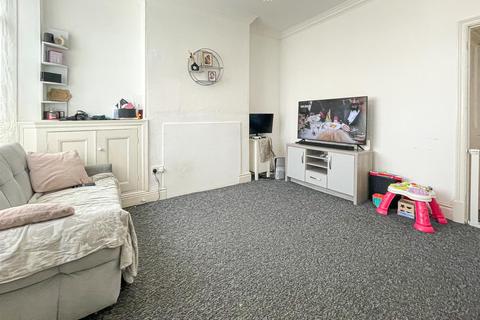 2 bedroom terraced house for sale, Narborough Road, Leicester