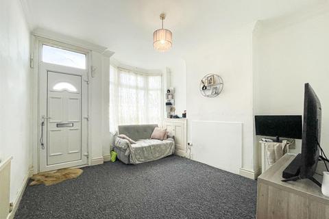2 bedroom terraced house for sale, Narborough Road, Leicester
