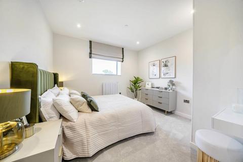 undefined, Eastworth Road, Chertsey KT16