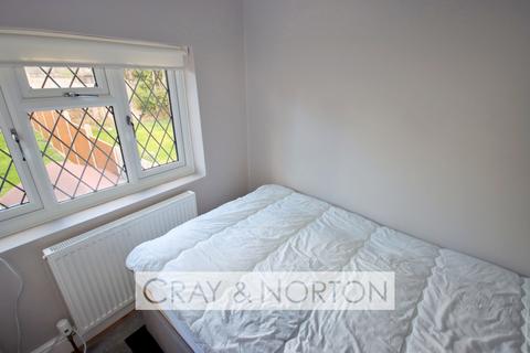 House share to rent, Calley Down Crescent, New Addington, CR0