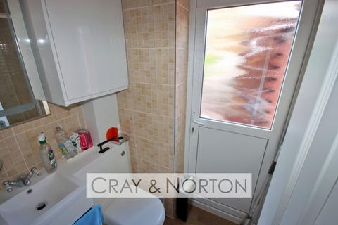 House share to rent, Calley Down Crescent, New Addington, CR0
