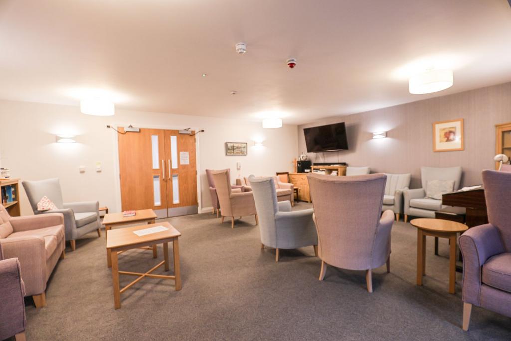 Communal Lounge