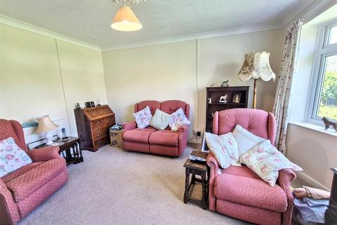 3 bedroom detached bungalow for sale, 3 bed detached Bungalow on Clun Road, Aston-on-Clun