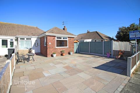 2 bedroom bungalow for sale, Penswick Avenue,  Thornton-Cleveleys, FY5