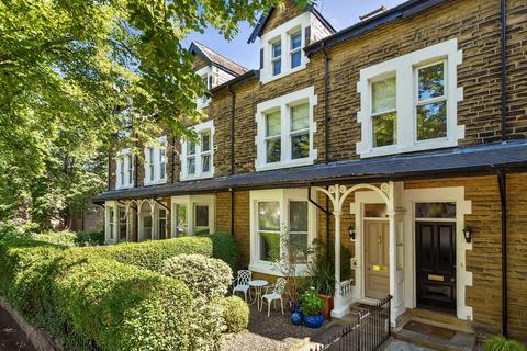 West End Avenue, Harrogate, HG2