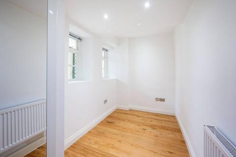 3 bedroom flat for sale, Buckland Crescent, Swiss Cottage, London, NW3