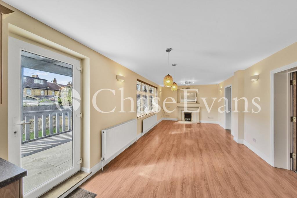 Kitchen/Living