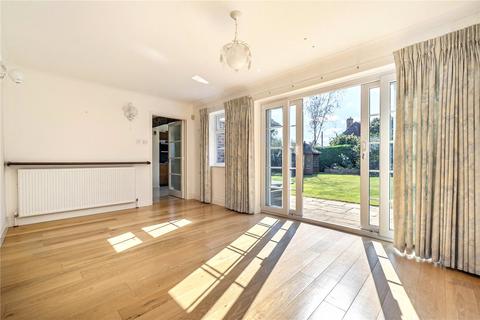 8 Cedar Close, Tadley, RG26 3SL