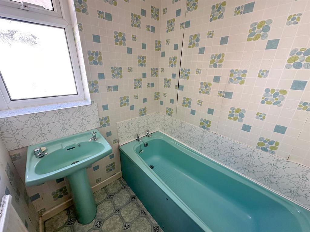3 bed bungalow, Silsden