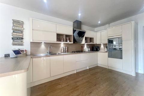 3 bedroom bungalow for sale, Dennistoun Avenue, Christchurch BH23