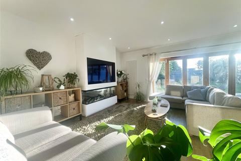 3 bedroom bungalow for sale, Dennistoun Avenue, Christchurch BH23
