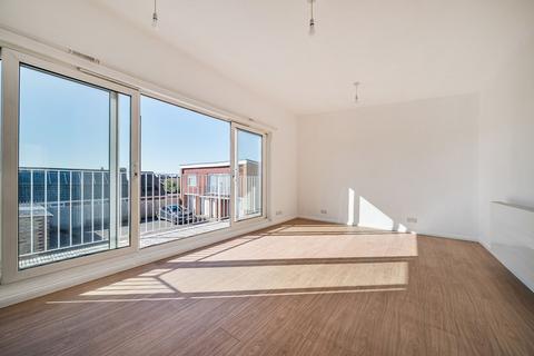 2 bedroom coach house for sale, Winfield Way, Emsworth, PO10