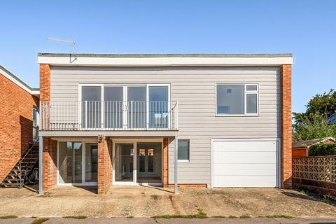 2 bedroom coach house for sale, Winfield Way, Emsworth, PO10