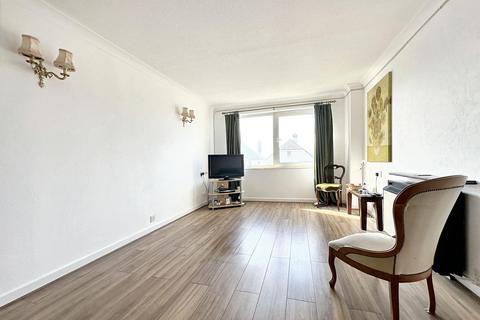 1 bedroom flat for sale, Homeridge House, Longridge Avenue, Saltdean, BN2 8RQ
