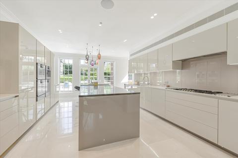 6 bedroom detached house to rent, Ingram Avenue, Hampstead  NW11