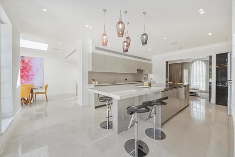 6 bedroom detached house to rent, Ingram Avenue, Hampstead  NW11