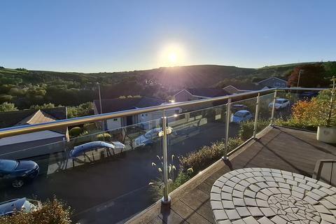 2 bedroom detached bungalow for sale, Barmeadow, Dobcross OL3