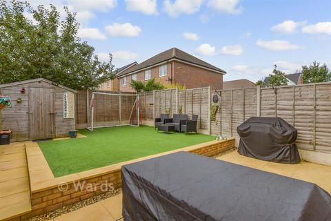 4 bedroom semi-detached house for sale, St. Lawrence Crescent, Coxheath, Maidstone, Kent