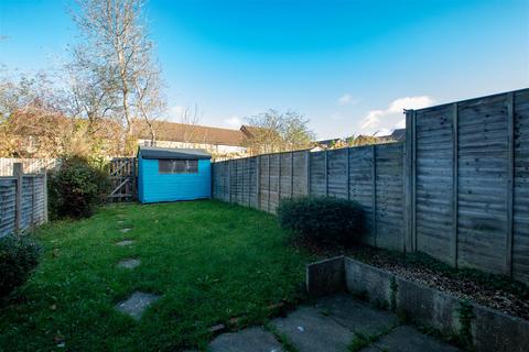 undefined, Newbridge Oval, Milton Keynes MK4