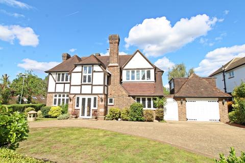 4 bedroom detached house for sale, Hayes Lane, Beckenham, BR3