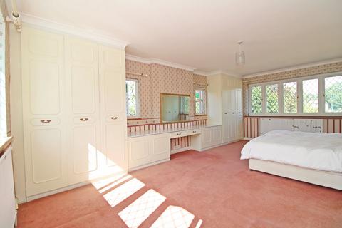 4 bedroom detached house for sale, Hayes Lane, Beckenham, BR3