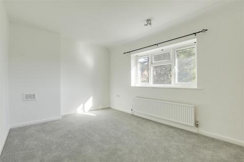 undefined, Pulborough Close, Basford NG5