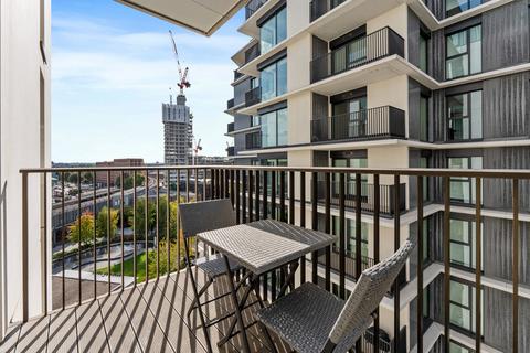 1 bedroom apartment for sale, Fountain Park Way, London, W12