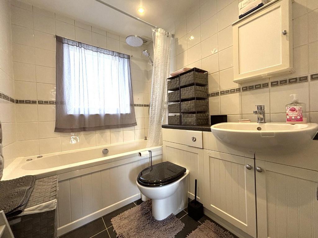 Bathroom.jpeg