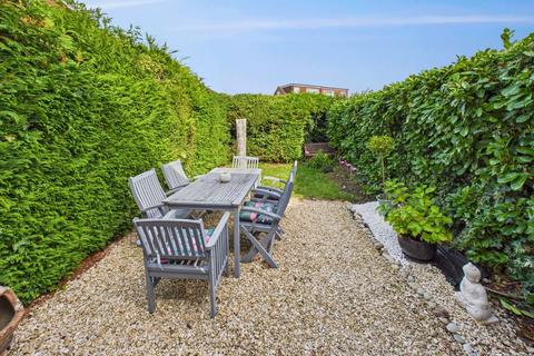 3 bedroom end of terrace house for sale, Fleetwood Close, Chalfont St. Giles, Buckinghamshire, HP8